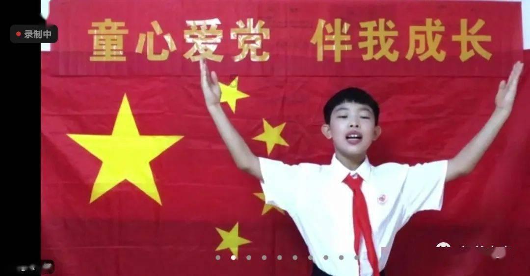 凯恩晒与戴尔合照：出色的客场胜利，戴尔为拜仁首次踢满全场